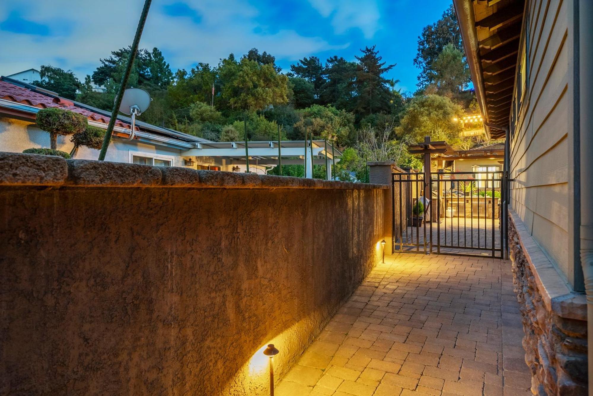 ホテル Garden House サンディエゴ エクステリア 写真